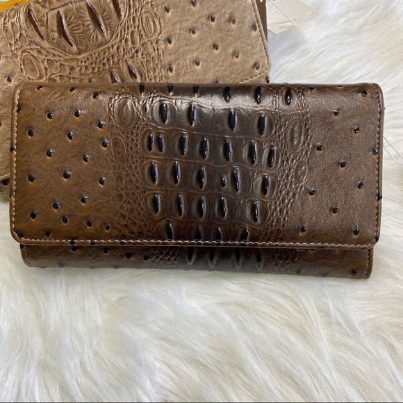 Sweet Legacy Boutique Handbags - Ostrich Croc Trifold Wallet Wristle Crossbody Brow